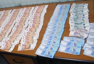 Сургутянка пыталась вывести миллион в Таджикистан