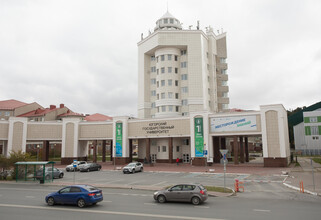 Выпускники вузов Югры находят работу чаще других по стране