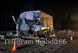 Два человека погибли в Нефтеюганском районе при лобовом ДТП