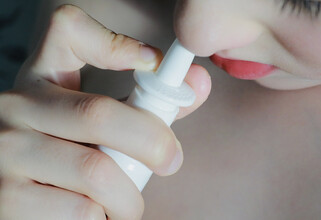 Из-за роста ОРВИ школьников в ХМАО переводят на дистант